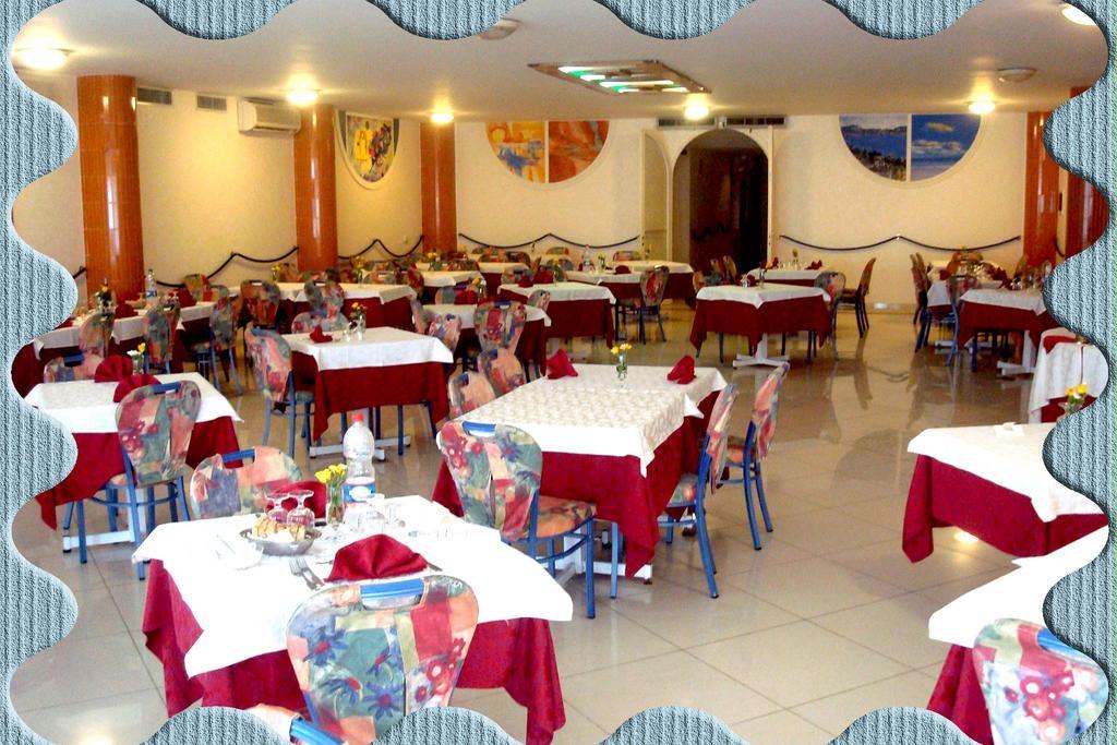 Hotel Scacciapensieri Нетуно Екстериор снимка