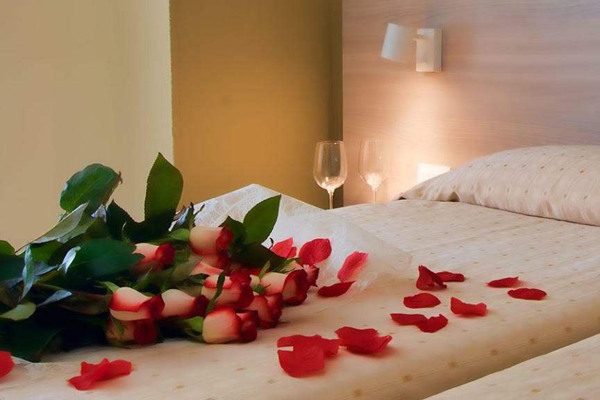 Hotel Scacciapensieri Нетуно Екстериор снимка