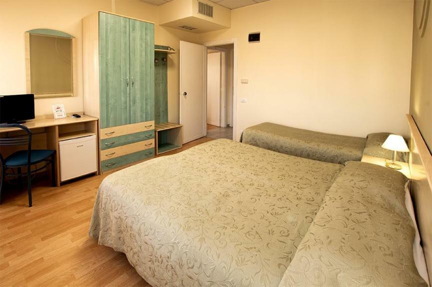 Hotel Scacciapensieri Нетуно Екстериор снимка