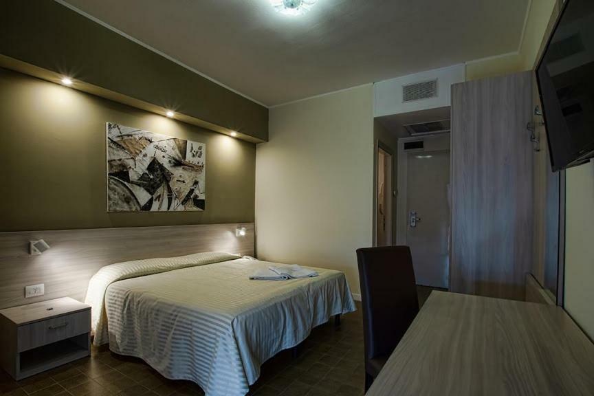 Hotel Scacciapensieri Нетуно Екстериор снимка