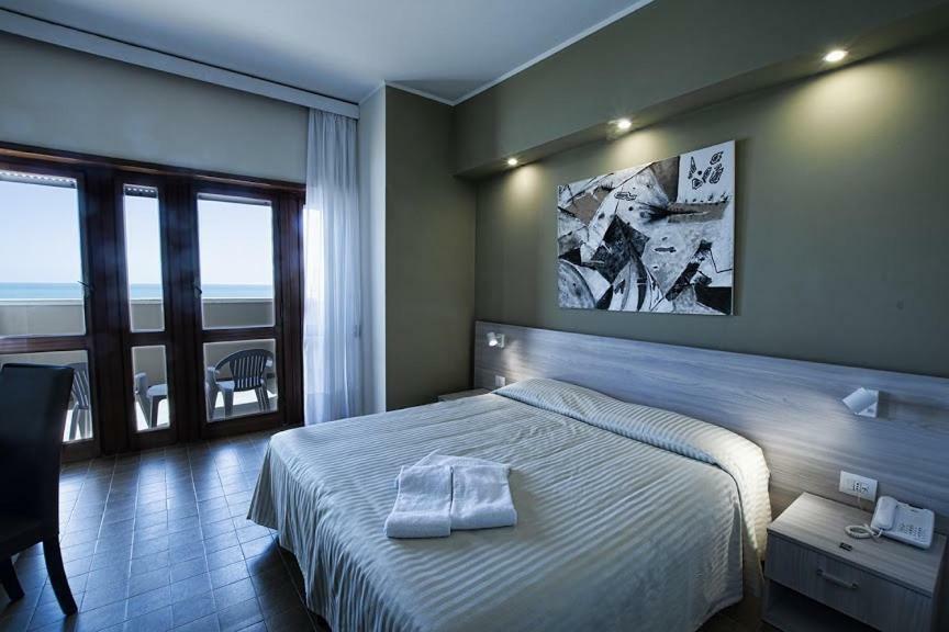 Hotel Scacciapensieri Нетуно Екстериор снимка