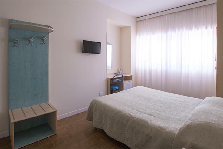 Hotel Scacciapensieri Нетуно Екстериор снимка